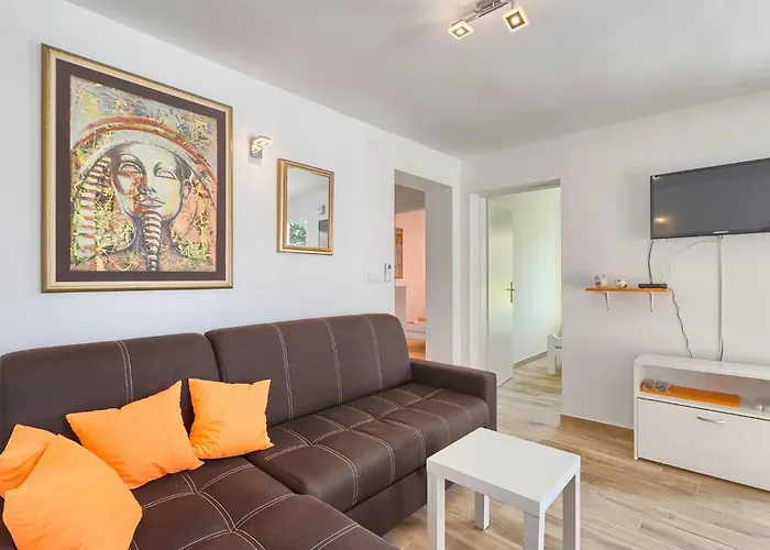 Trusina Ferienhaus *