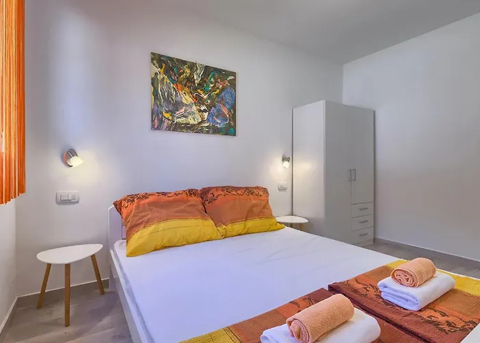 Trusina Ferienhaus Pula