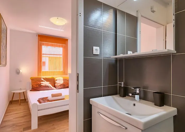 펜션 Trusina 풀라